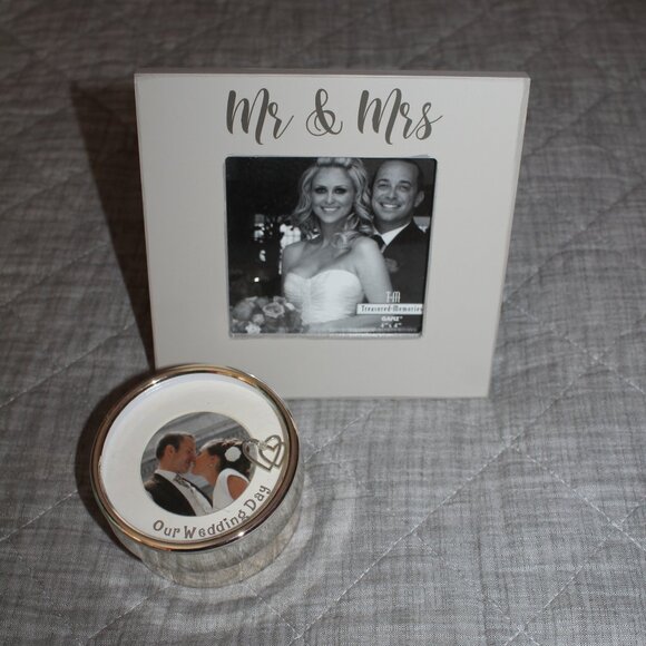 ❄️5/$25🎄Wedding Frame & Trinket Box Add Pictures - Picture 1 of 2